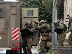 الاحتلال يعاين منزل الأسير الأقرع