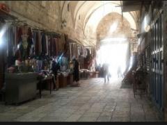 الإجراءات الإسرائيلية العدوانية تسببت بإغلاق نحو 35% من محال القدس القديمة