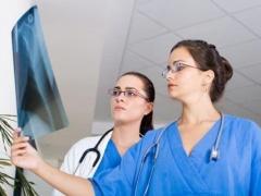 النخاع الشوكي: إنقاذ المصاب من الشلل وجديد العلاجات