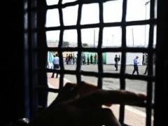 الاحتلال يغلق قسم 11 في سجن 