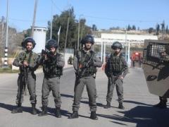 الاحتلال يعرقل وصول المواطنين بجنوب رام الله للمدينة