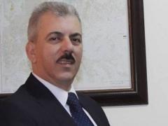 فاقد الديمقراطية لا يعطيها!