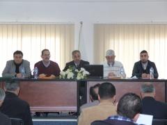 كلية فلسطين الأهلية الجامعية تعقد لقاء حول آلية مراجعة البرامج الاكاديمية وتطويرها