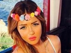 سارة سلامة تثير جدلا بصورتها وهي حامل!