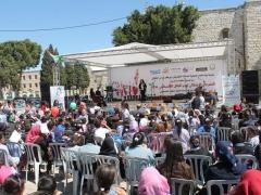 رئيسة بلدية بيت لحم تؤكدعلى حق الطفل الفلسطيني بالعيش بكرامة