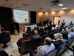 جامعة بيت لحم تحيي ذكرى المؤسس دي لاسال وتكرم موظفيها