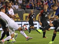 الهولندي رونالد كومان مدربا لإيفرتون