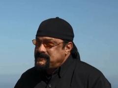 صور| شاهد الصور المسربة من حلقة رامز جلال مع ستيفين سيغال و انطونيو بانديراس