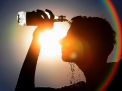 موجة الحر تبلغ ذروتها اليوم