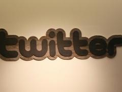 تحرك سريع لتويتر وفيسبوك لحذف المحتوى المتطرف