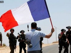 الاحتلال يقمع مسيرة بلعين السلمية الاسبوعية