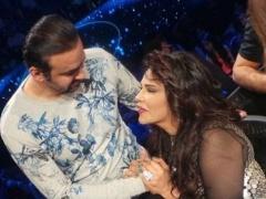 أحلام تنشر صورة 