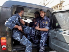 شرطة جنين تعتقل 3 مطلوبين للعدالة وتصادر 4 مركبات