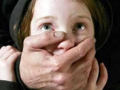 طفل يغتصب زميلته في الروضة..