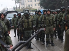 4 اصابات من قوى الامن خلال اشتبكات مع الخارجين عن القانون بنابلس