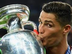 رونالدو يكشف 