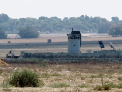 مناورات برية وبحرية اسرائيلية تحاكي مواجهة تسلل غواصين