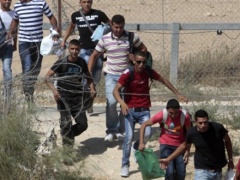 وزير المالية الإسرائيلي يطالب بإلغاء الإعفاءات الضريبة للعمال الفلسطينيين