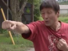 الكاراتيه تهزم 