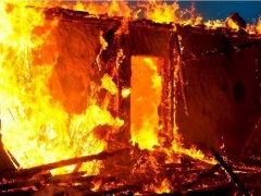 اصابة 36 مستوطناً في حريق بمبنى سكني بالقدس