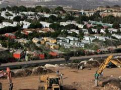 قرار بهدم بؤرة استيطانية قرب عصيون يثير انتقادات اليمين