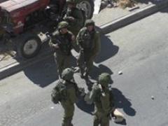 إصابة شابين خلال اقتحام المستوطنين 