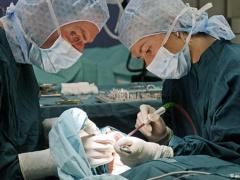 حصوات الغدد اللعابية.. ما هي وكيف يتم إزالتها ؟