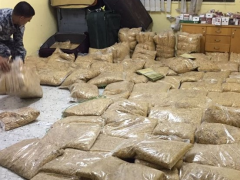 ضبط نصف طن من التمباك والسجائر المهربة من الاردن