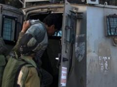 الاحتلال يعتقل 20 مواطنا ويغلق ورشة حدادة