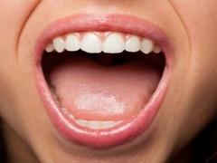 تعرف إلى أسباب وأعراض جفاف الفم