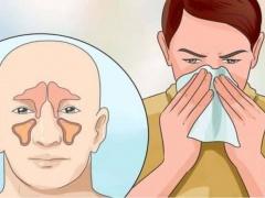 تخلصوا من آلام الظهر والرقبة والركب بثوانٍ قليلة باستخدام كرة التنس!