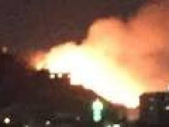 الخليل - الدفاع المدني يسيطر على حريق منزل في بيت كاحل