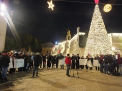 وقفة جماهيرية تضامنية مع الشعب المصري وتنديدا بالجريمة البشعة ضد الكاتدرائية المرقصية في القاهرة