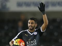 بالصورة: رياض محرز يتوّج بلقب أفضل لاعب في أفريقيا