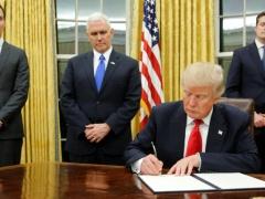 الأربعاء.. ترامب يوقع أمره التنفيذي الجديد بشأن الهجرة