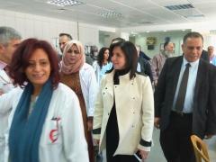 بابون في جولة تفقدية لمستشفى بيت جالا الحكومي