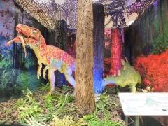 افتتاح متحف الديناصورات والحشرات العملاقة في قصر المؤتمرات