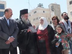 جبهة العمل الطلابي التقدمية، في كلية فلسطين الأهلية تكرم أمهات الشهداء، وأمهات الأسرى