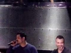 بالوثائق نجم آراب آيدول من المسرح إلى النوادي الليلة!