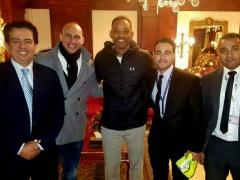 بالصور- ويل سميث يصل إلى مصر سرا لزيارة المعالم السياحية