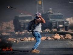 قوات القمع تقتحم قسم الأسرى المضربين في سجن “نفحة”