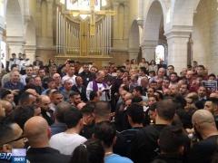 بالصور- جنازة الطفل فادي شطارة الذي توفي بشبهة الخطأ الطبي
