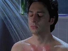 أبرز 5 أخطاء نرتكبها يومياً عند الاستحمام