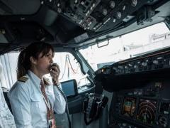 اللغة تشكل عائقاً أحياناً أمام الرحلات الجوية