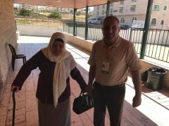 بالصور- بدء الإقتراع بانتخابات الهيئات المحلية بالضفة