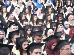 بالصور- جامعة بيت لحم تحتفل بتخريج الفوج الحادي والأربعين من طلبتها