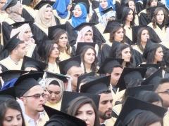 بالصور- جامعة بيت لحم تحتفل بتخريج الفوج الحادي والأربعين من طلبتها