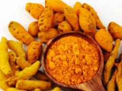 هذا ما يحدث لجسمك إذا استهلكت الكركم يوميًا