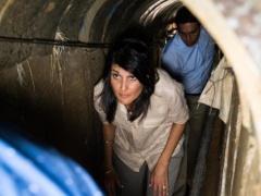 سفيرة امريكا بالامم المتحدة تزور نفقا على حدود غزة