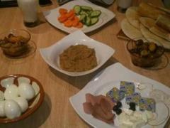 امرأة كويتية تكتشف زواج زوجها بأخرى عن طريق وجبة سحور!